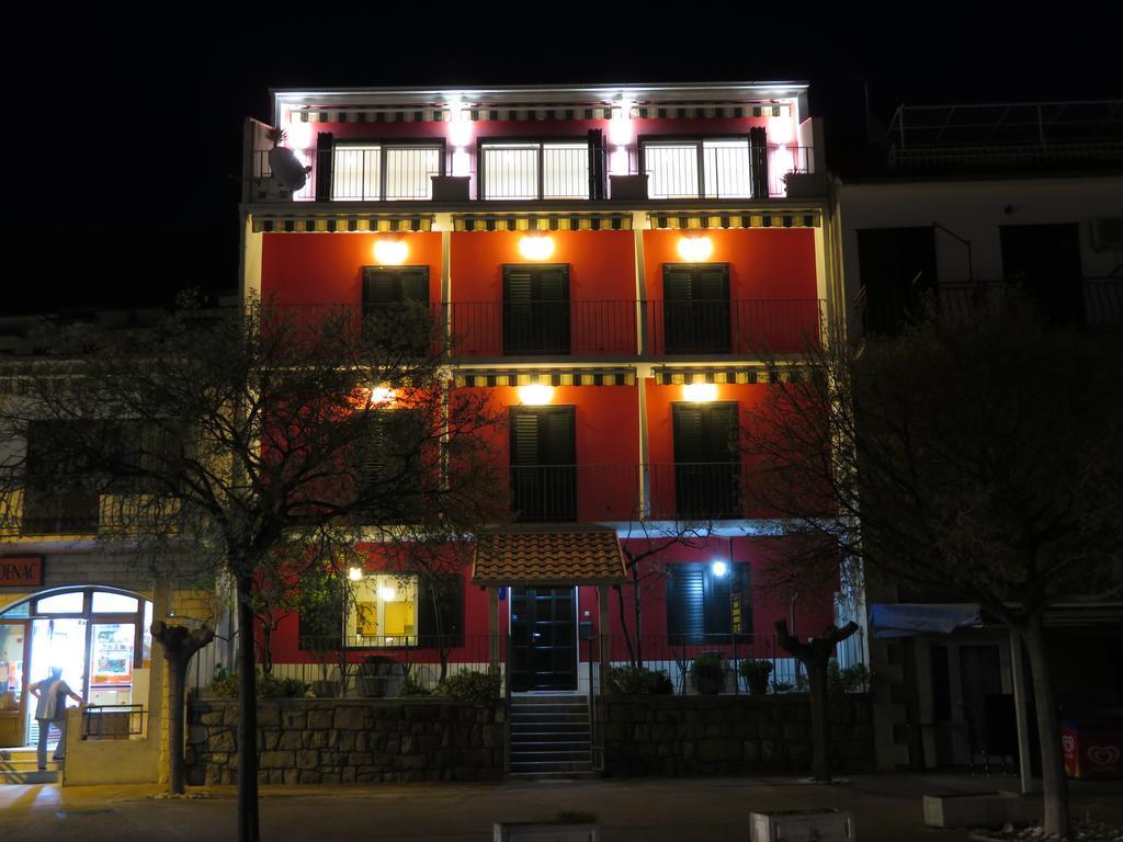 מלון פודגורה Casa Rosada מראה חיצוני תמונה